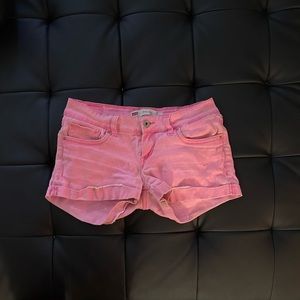 ❤️❤️ Neon Pink Levi Booty shorts 🍑